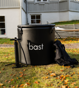 Frost Ice Bath Premium-pakke med lokk, termometer, isform, pumpe og bæreveske